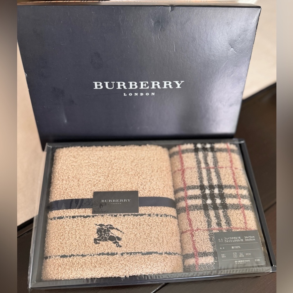 BURBERRY Face & Hand Hand Towel Set (Japanese)